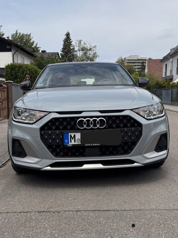 AUDI A1 25 TFSI citycarver citycarver