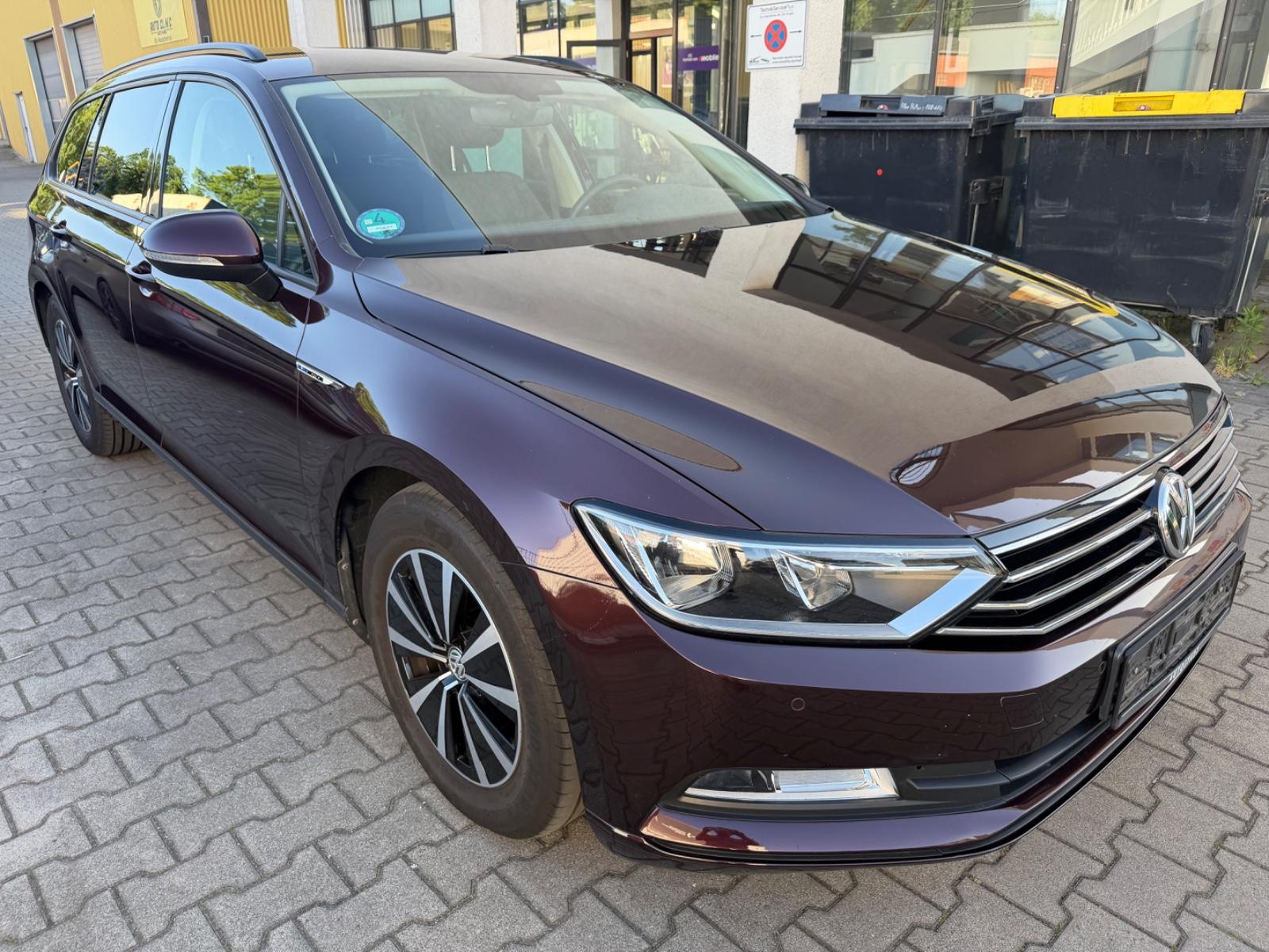 Volkswagen Passat Variant Trendline BlueMotion * 1.Hand