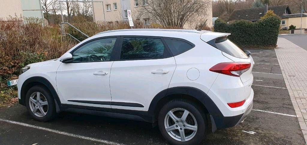 Image of Hyundai TUCSON