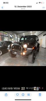 Jeep Wrangler Unlimited . Sahara - Jeep Wrangler mit Benzin-Antrieb