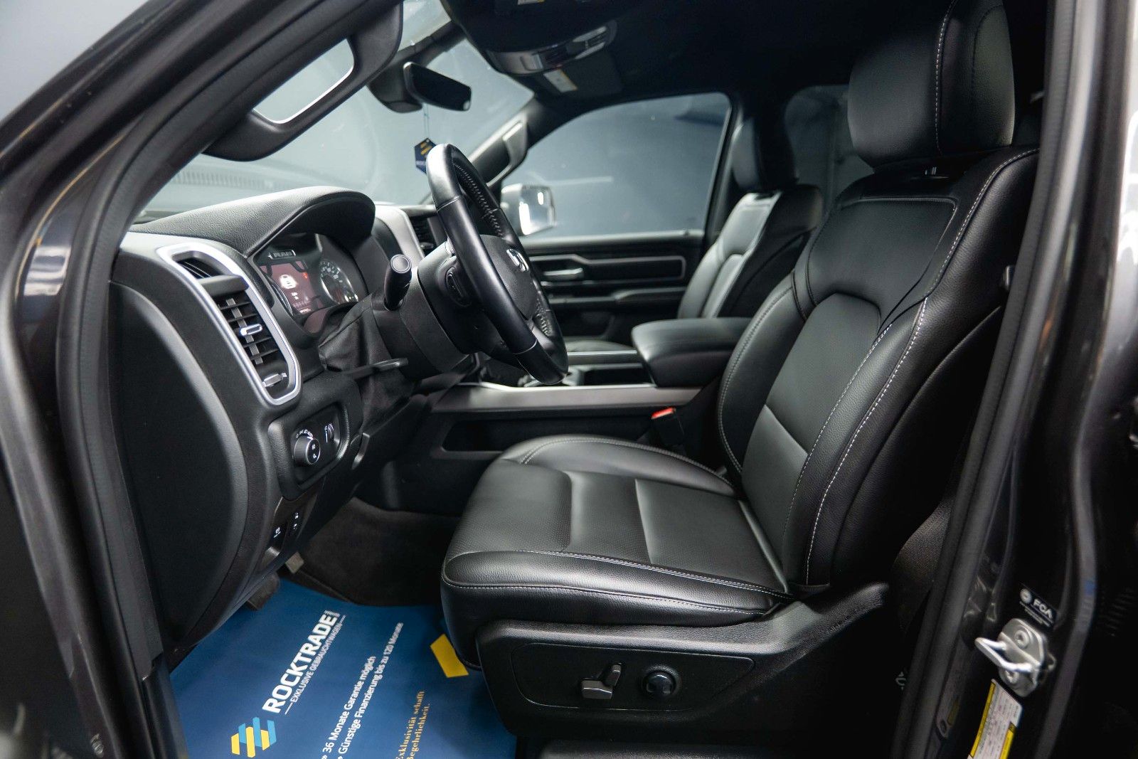 Fahrzeugabbildung Dodge RAM 5.7 V8 HEMI 4x4 Night Limited Longbed 19%