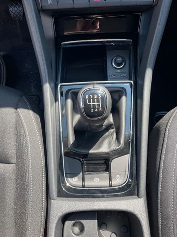 Skoda Karoq 1.0 TSI Selection *LED*DAB*CARPLAY*PDC*SHZ