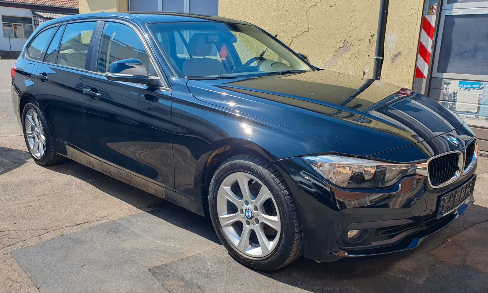 BMW 320