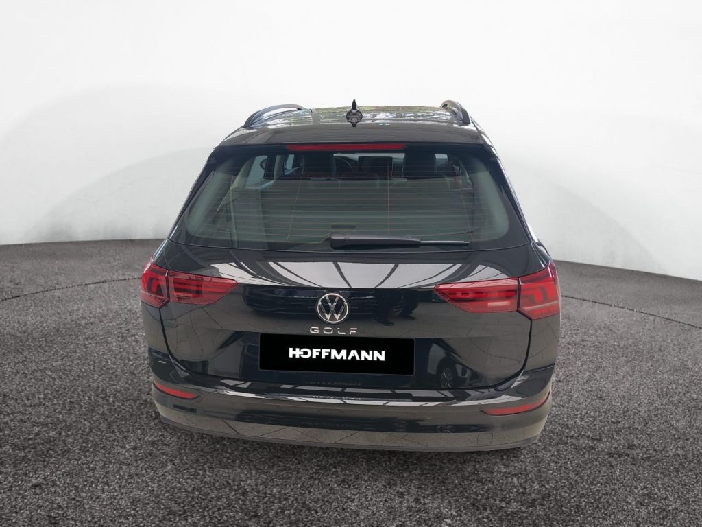 Fahrzeugabbildung Volkswagen Golf Variant 1.5 TSI Life Standheizung AHZV