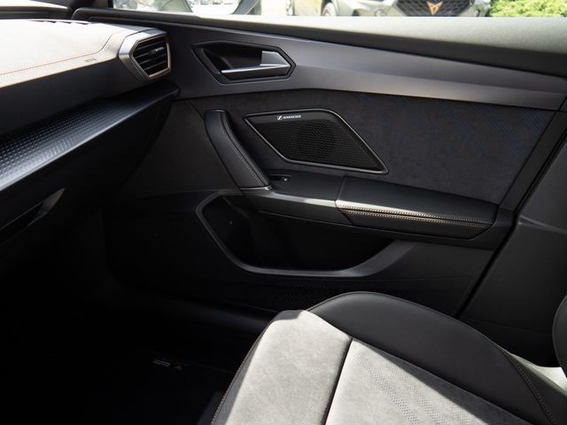 Leon 1.5 TSI MEMORY PDC KAMERA NAVI ACC LED