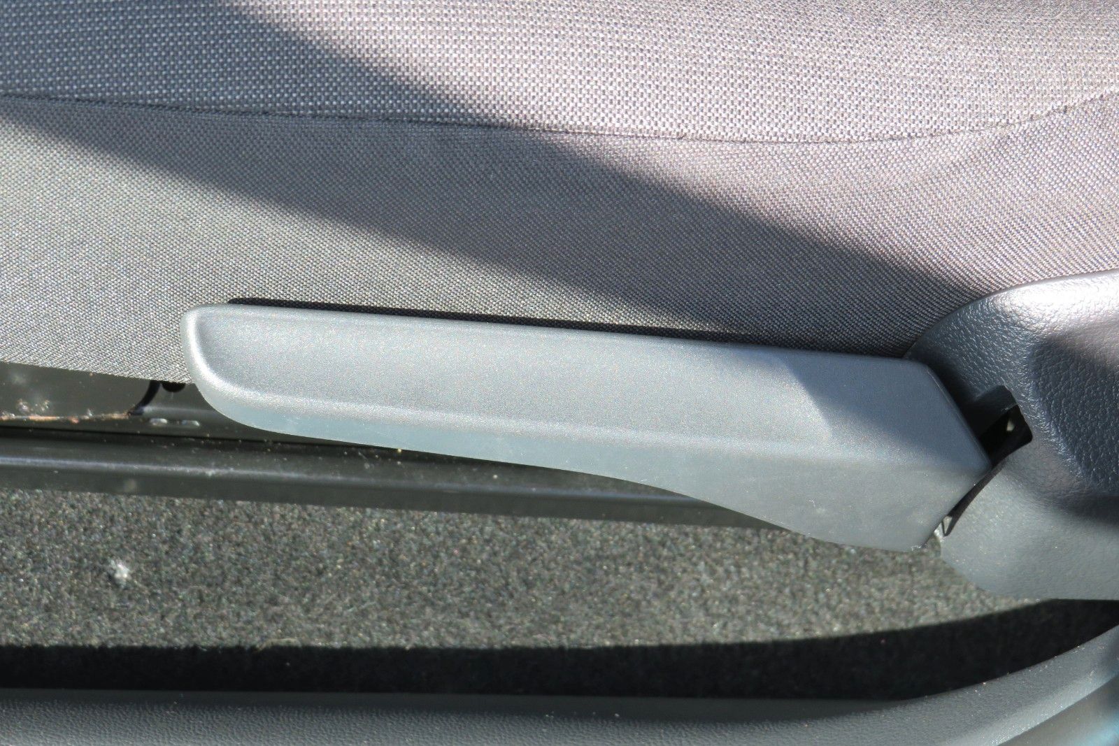Fahrzeugabbildung Volkswagen up! 4T GJ KLIMA SPURHALTE DAB SCHECKHEFT