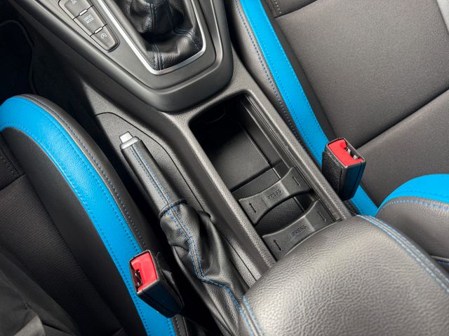 Ford Focus Lim. RS 2.3 AWD|SONY|DAB|Kamera|RECARO|LED