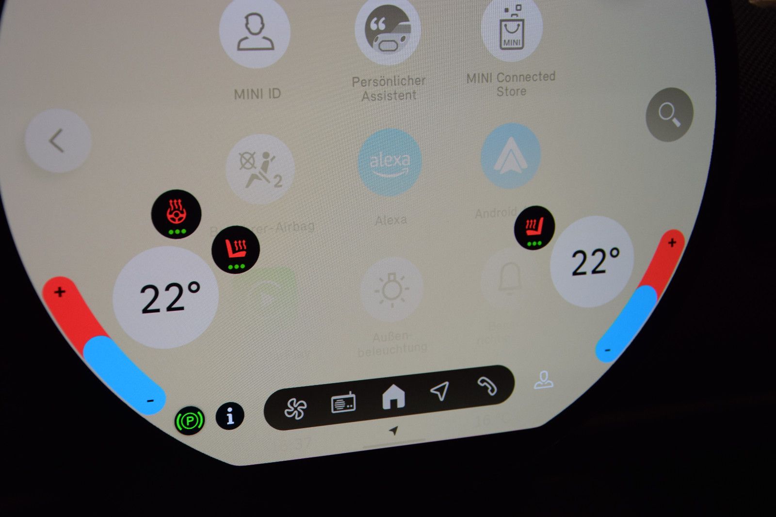 Fahrzeugabbildung MINI Cooper C John 5-Trg. Cooper Works Trim HuD Pano