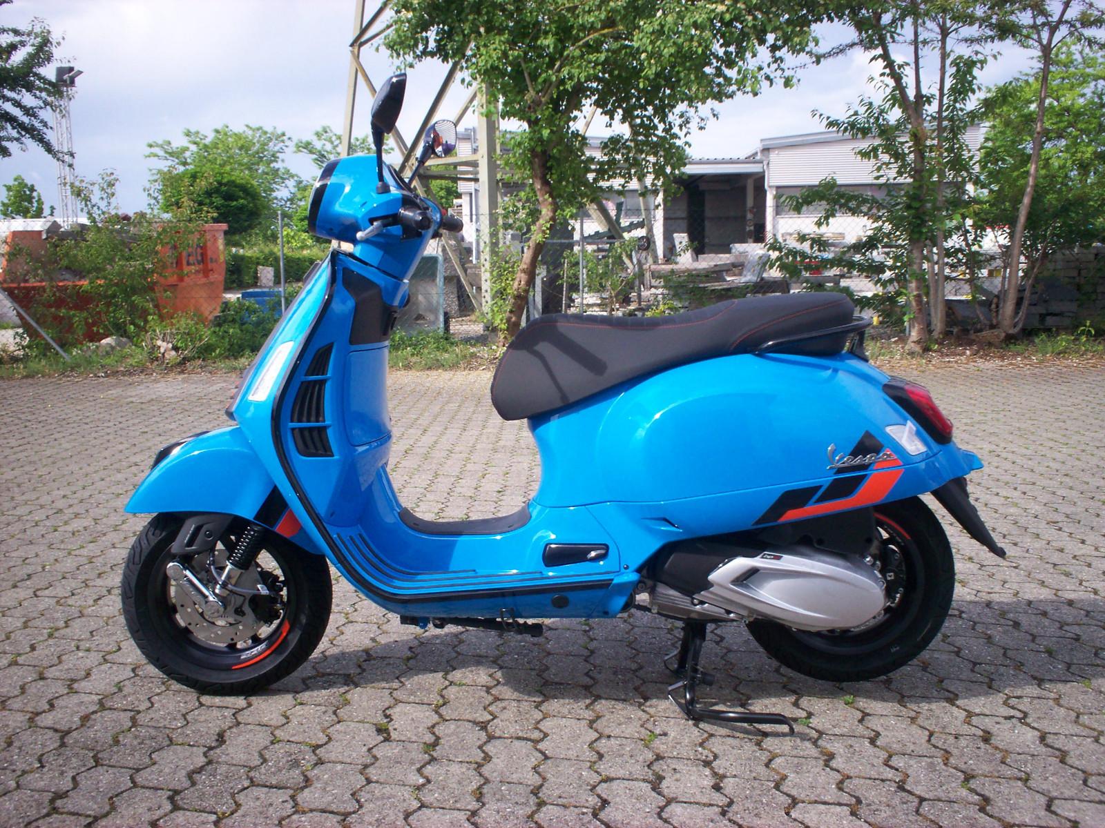 Vespa Frühlingsaktion GTS 125 Super Sport Lieferung