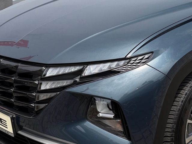 Fahrzeugabbildung Hyundai Tucson Select 2WD +KLIMA+NAVI+PDC+SHZ+TEMPOMAT+U
