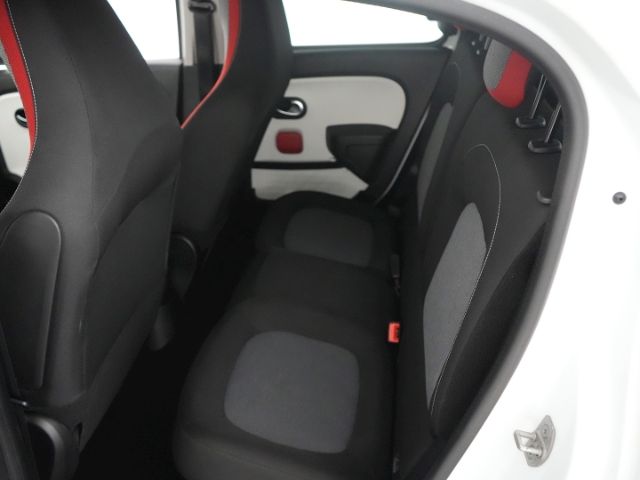 Twingo CHIC SCe 70+PARKPILOT HI+LED TAGFAHRLICHT