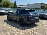 Porsche Cayenne S Pano* - Porsche Cayenne mit Benzin-Antrieb: Geländewagen