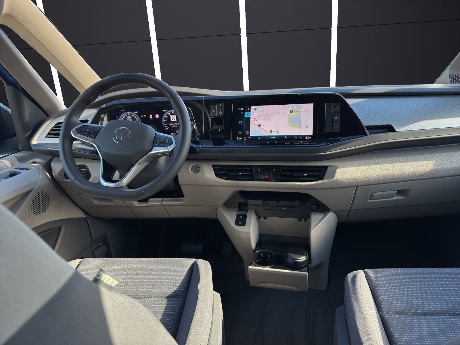 Fahrzeugabbildung Volkswagen T7 California Beach Tour 7- DSG AHK NAVI ACC SIT