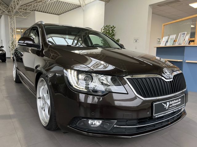 Skoda Superb Combi Ambition SHZ Klima Xenon