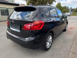 BMW 218i Advantage LED+Kamera+Lane+Top Zustand - BMW 218 in Hamburg