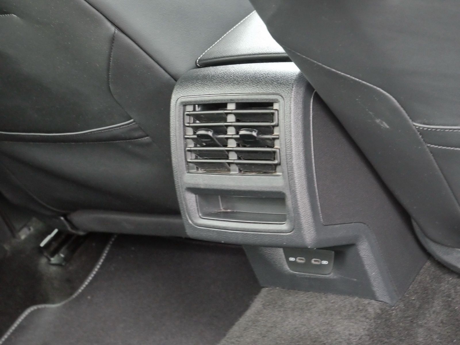 Volkswagen Golf - Bild 17