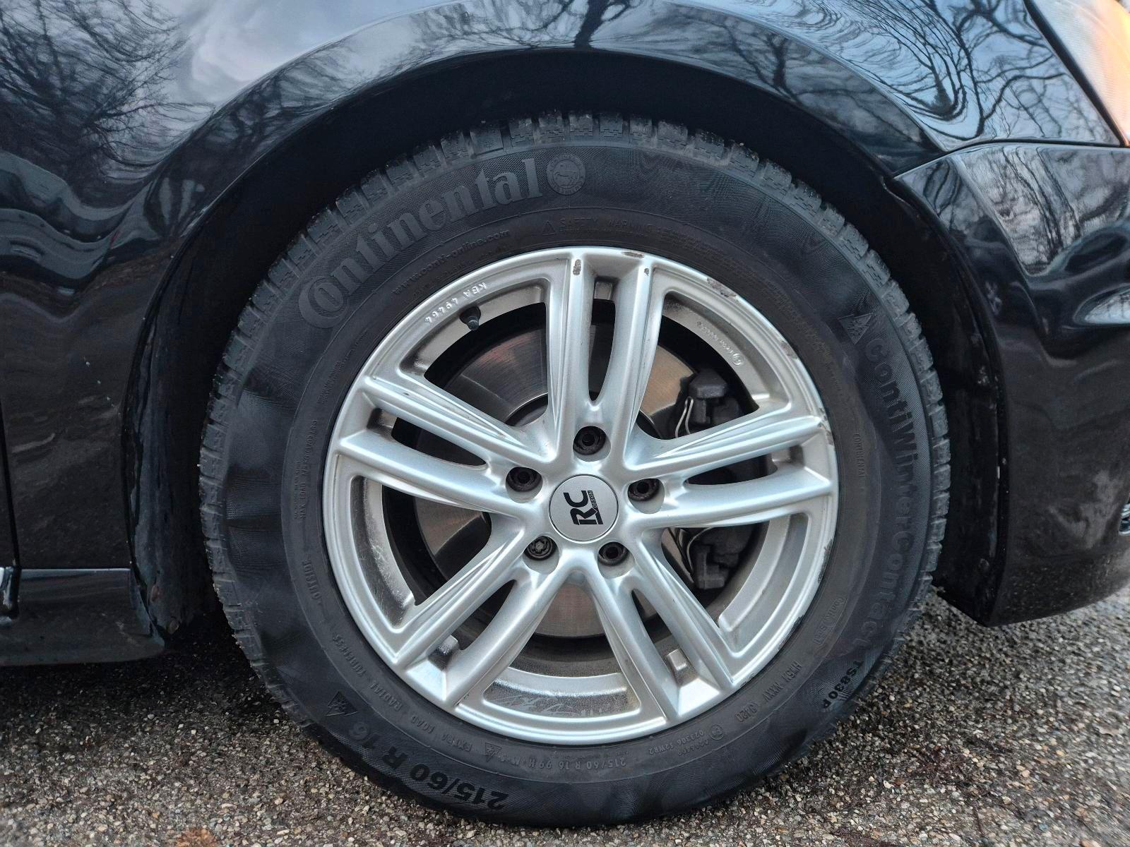 Volkswagen Passat 2013 — photo 11