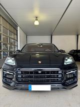Porsche Cayenne S Coupe // Leichtbau Sport-Paket Carbon - gebrauchte Porsche Cayenne aus dem Jahr 2023