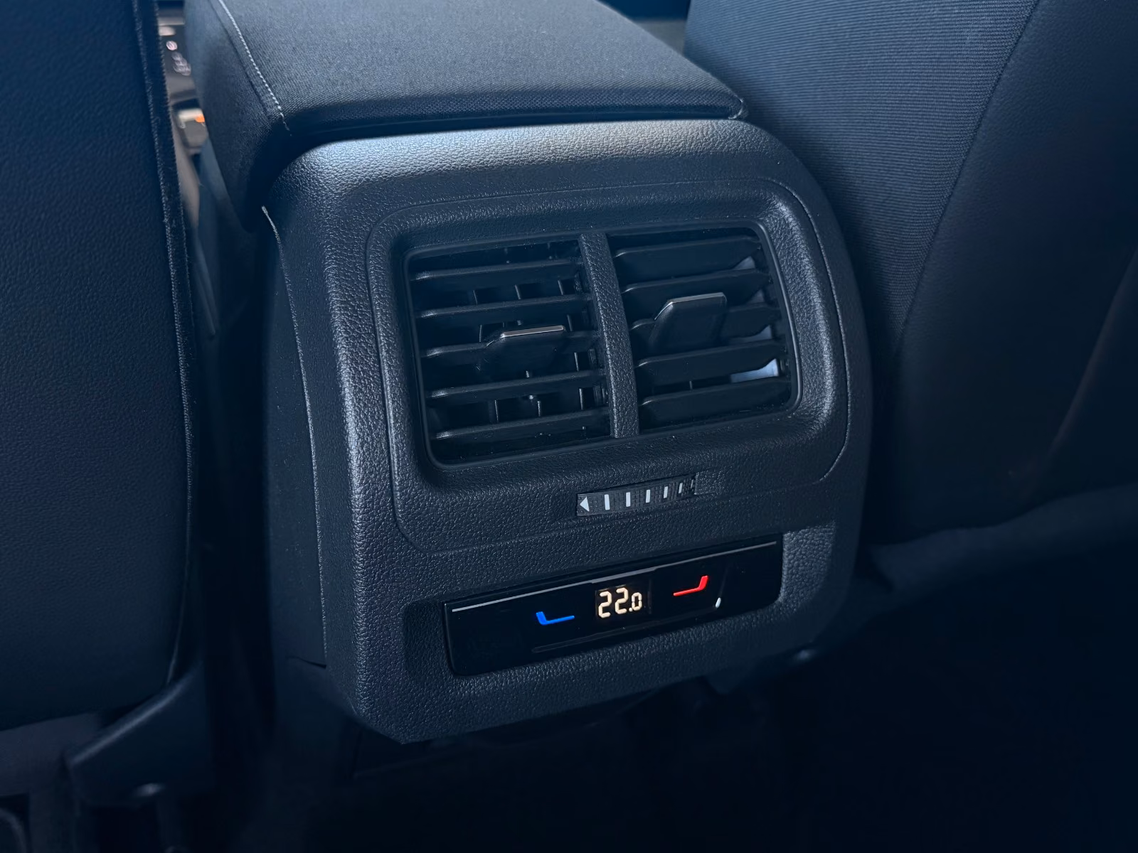 Volkswagen Touran 1.5 TSI DSG Comfortline/Massage/STHZ, миниатюра 23