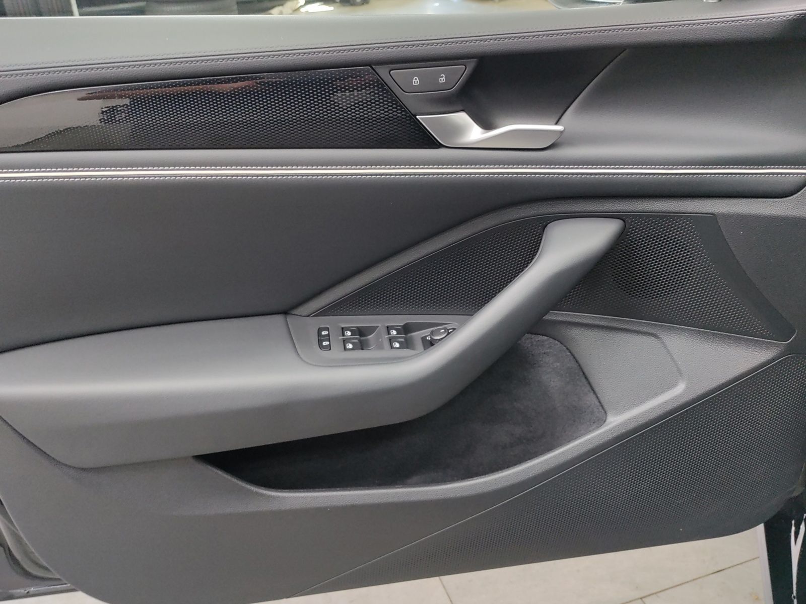 Volkswagen Passat Variant - Bild 9