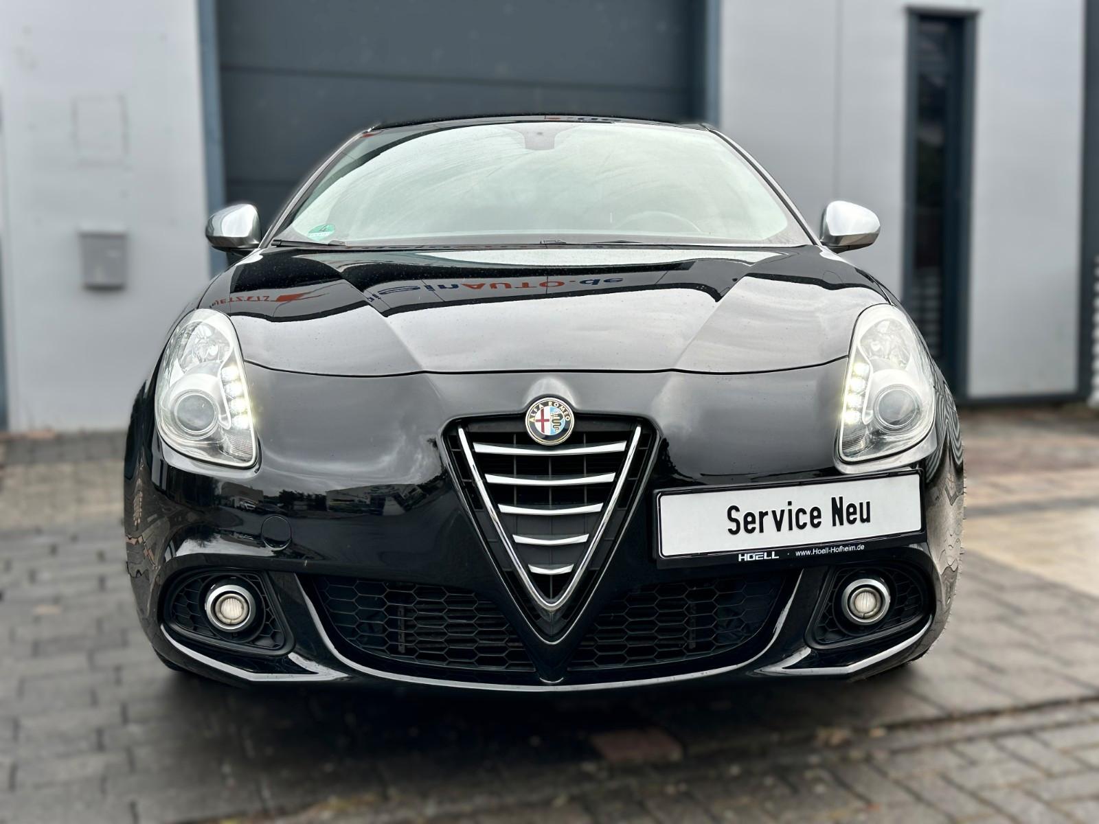 Alfa Romeo Giulietta 1.4 TB 16V Zahnriemen NEU Bremsen NEU