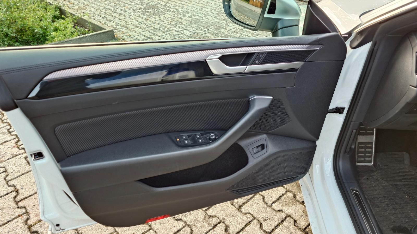 Volkswagen Arteon R 320PS 2.0 4M GARANTIE PANO AHK MATRIX 