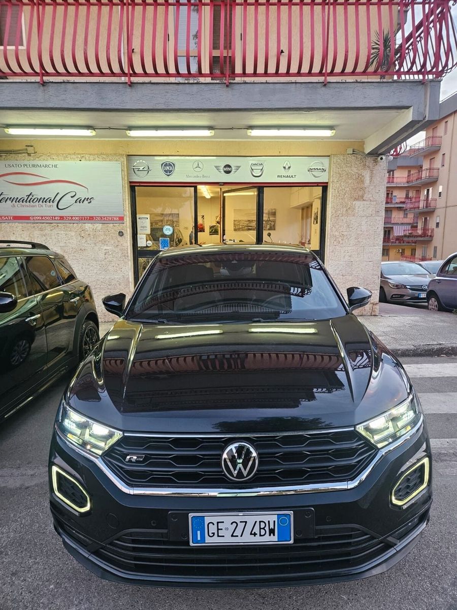 Volkswagen T-Roc RLINE 2.0 150cv automatica DSG imagem 3