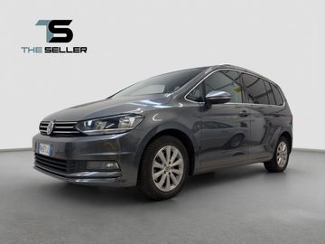Volkswagen Touran - 1