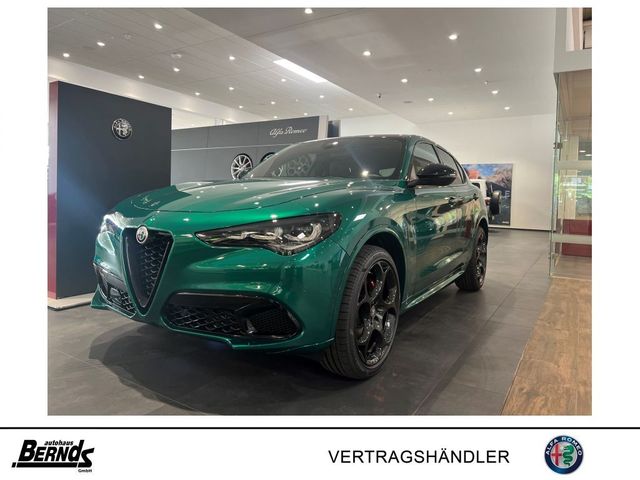 Alfa Romeo Stelvio 2.0T. Q4 Tributo Italiano Technologie-P.