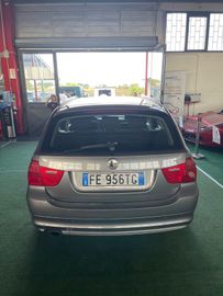 BMW 320 - 5