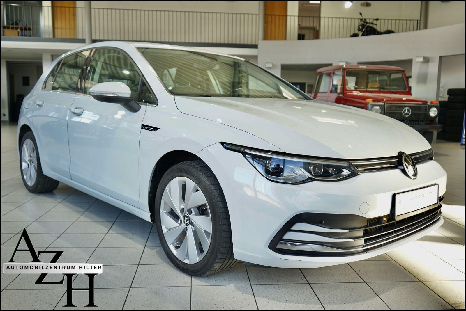 Volkswagen Golf VIII Carplay / Navi / Start - Stop
