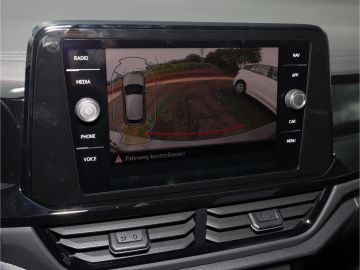 Volkswagen T-Roc R-Line Black Style1.5 TSI DSG AHK LED Kame