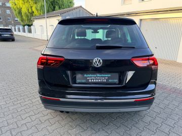 Volkswagen Tiguan - 5