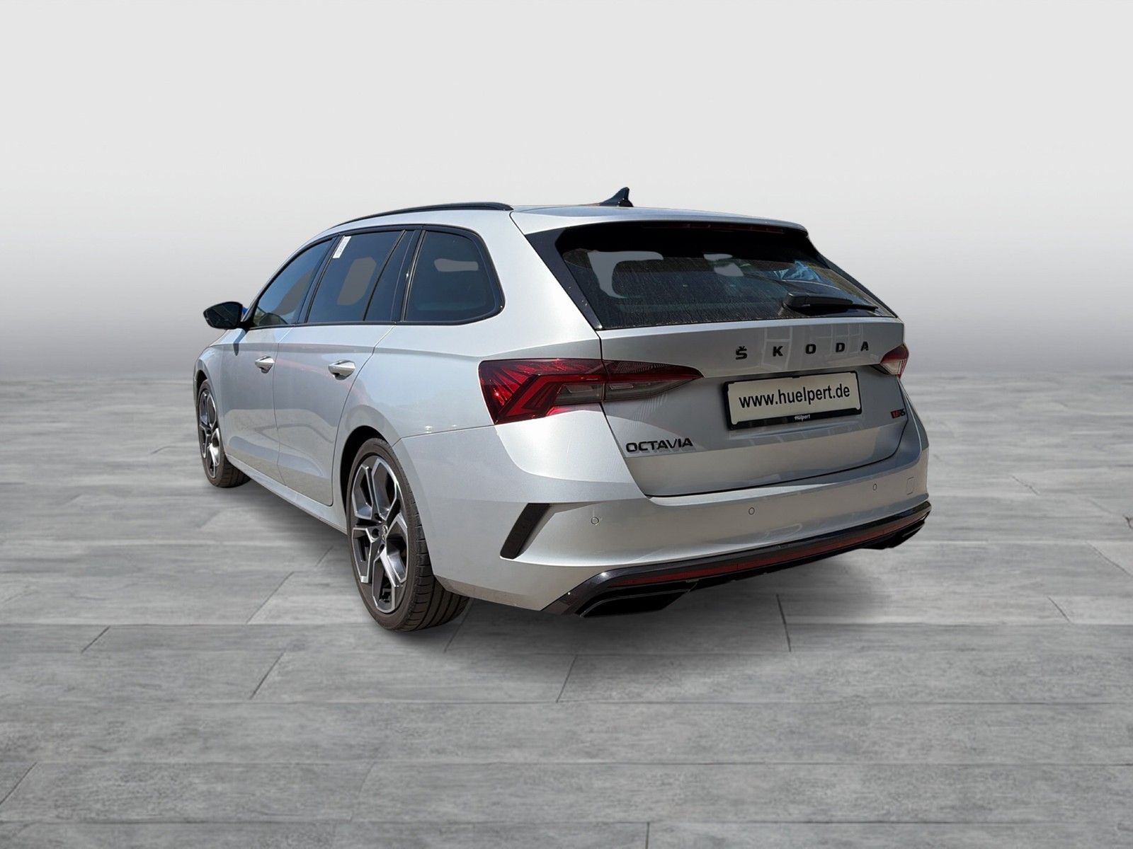 Skoda Octavia Combi 2.0 RS PANO ACC LM19 CARPLAY imagem 3