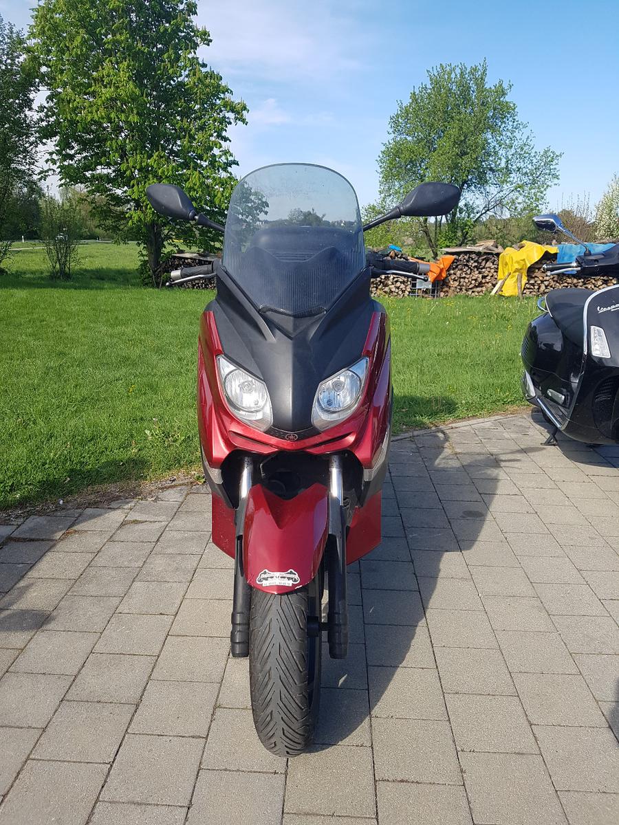 Yamaha YP125R X-MAX