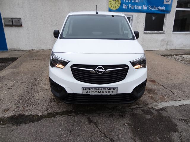Fahrzeugabbildung Opel Combo E Cargo Selection/35TKM/1.Hd/