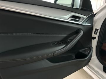BMW 520 - 12