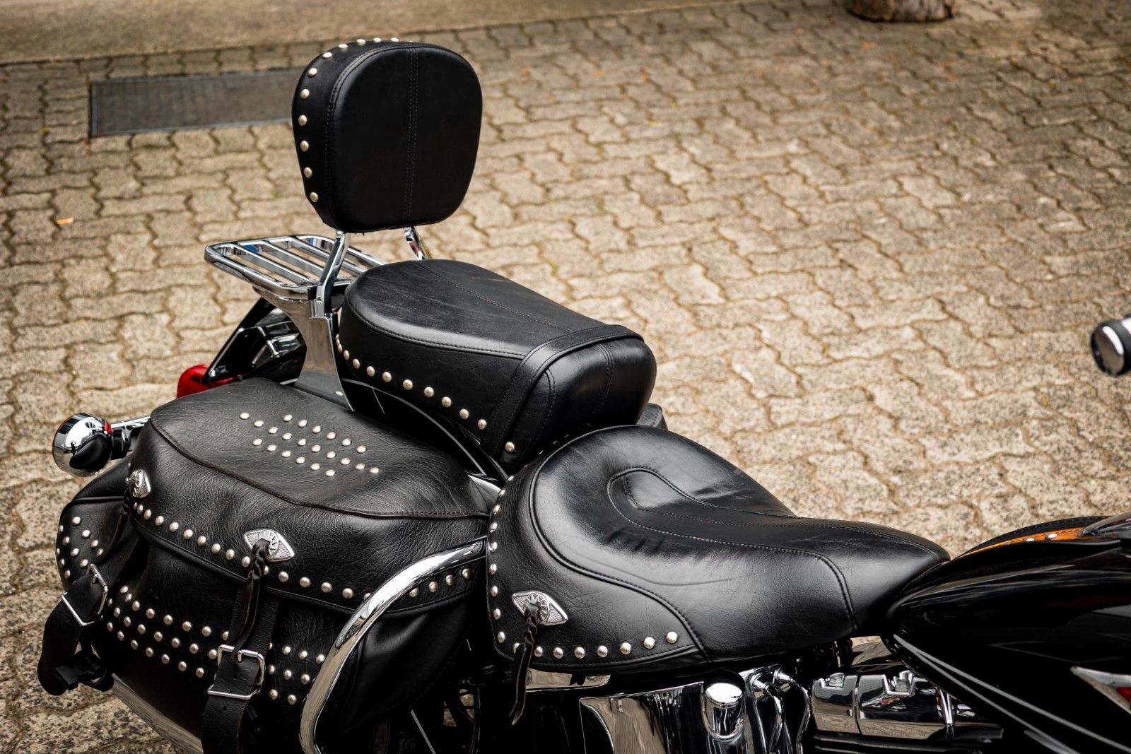 Fahrzeugabbildung Harley-Davidson Heritage Classic FLSTC 96cui - Remus -