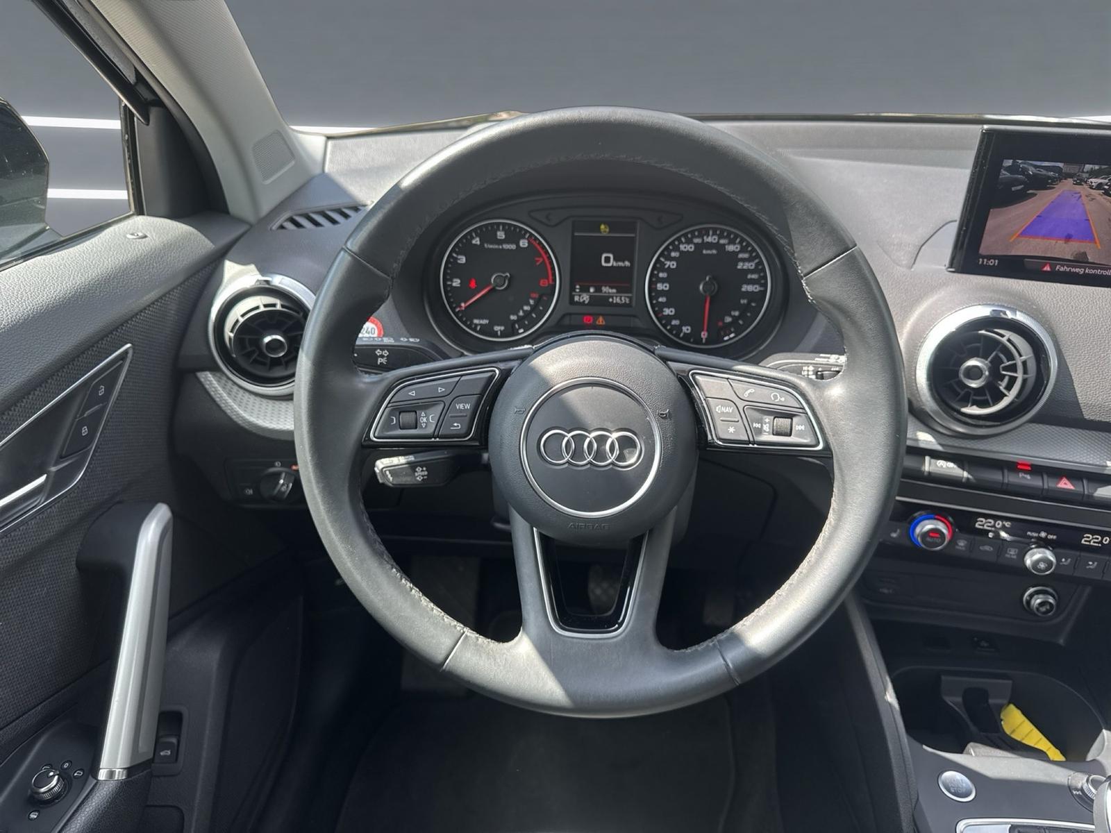 Audi Q2 35 TFSI advanced LED KAMERA PDC+ SHZ 17", миниатюра 8