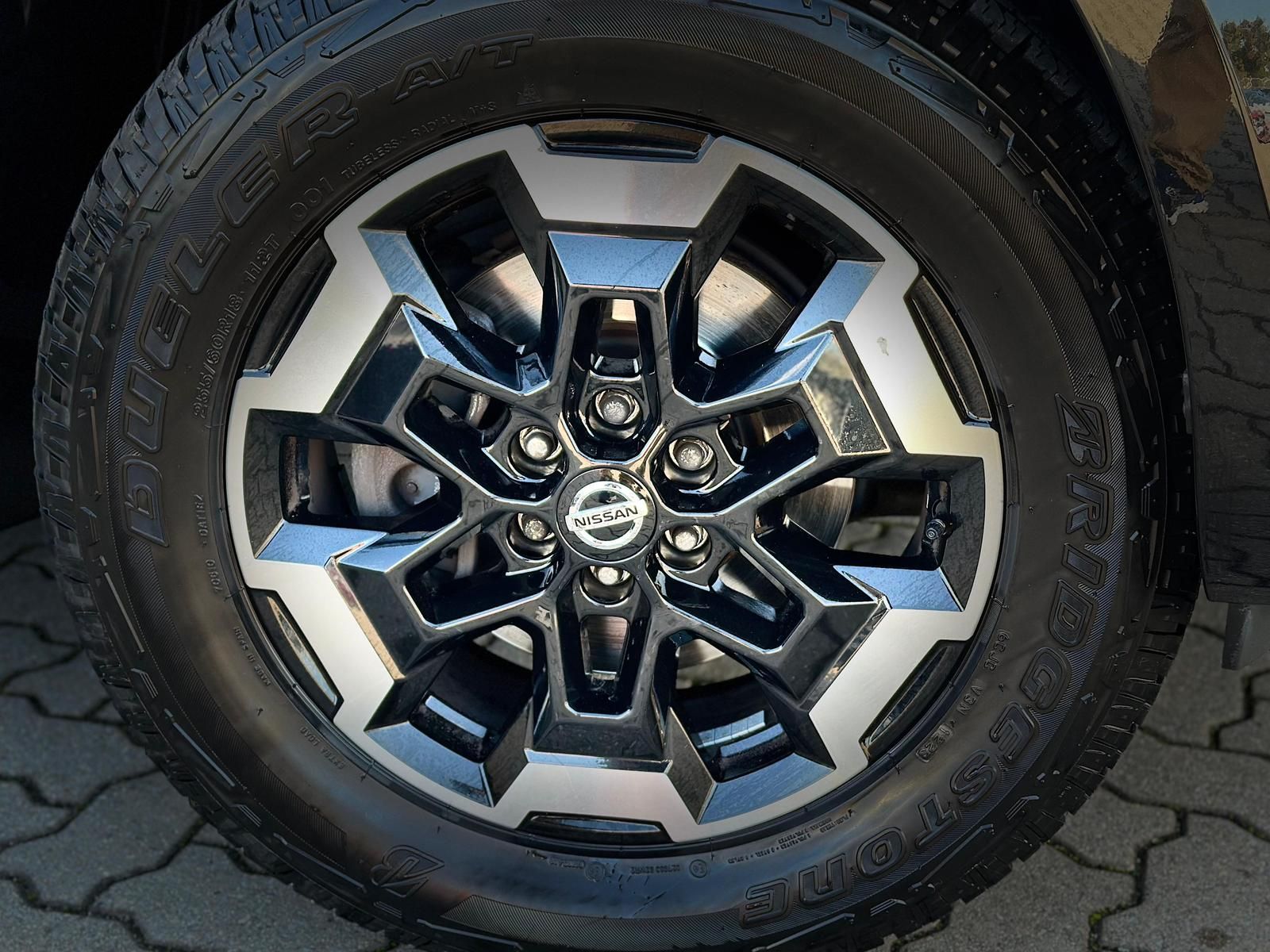 NISSAN Navara 2.3dCi TEKNA DOKA 4x4* LED#SHZ#AHK#NAVI - Image 10