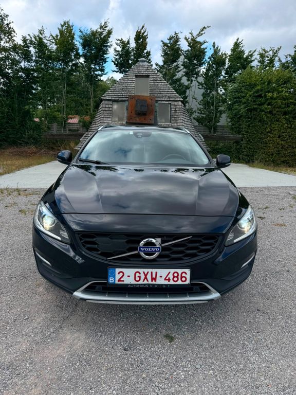 Image of Volvo V60 Cross Country