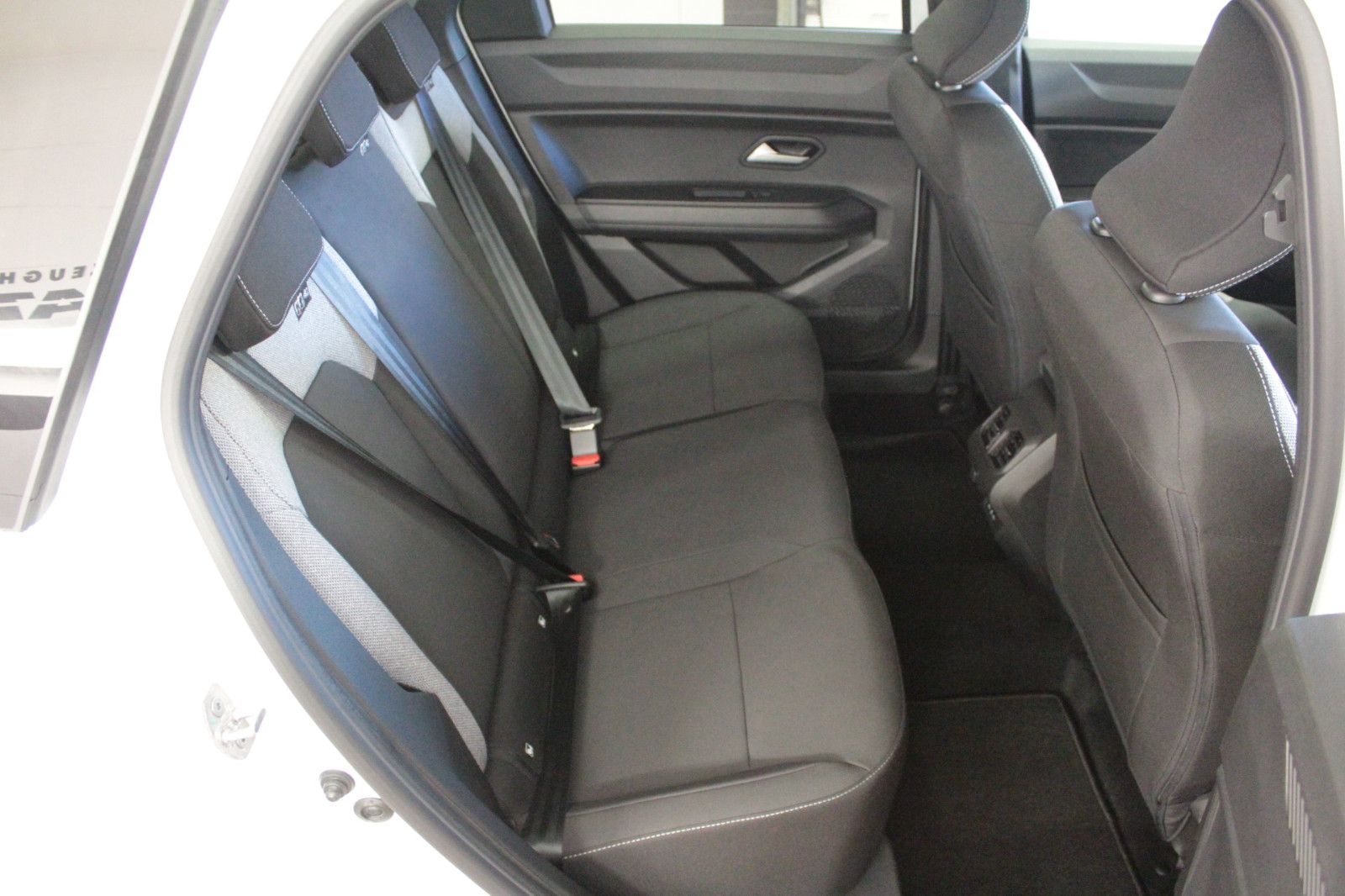 Fahrzeugabbildung Dacia Bigster mild hybrid 140 Journey*Winter+*City*Pan