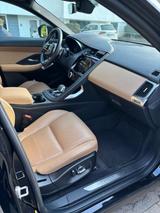 Jaguar E-Type E-Pace D200 AWD Black Edition - Jaguar E-Type: 2.2