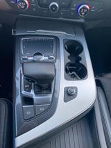Audi Q7 3.0 TDI quattro tiptronic - - Audi Q7 Gebrauchtwagen in Köln