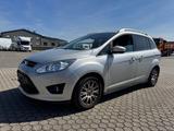 Ford Grand C-Max 2,0TDCi 103kW Titanium - Ford Grand C-Max mit Diesel-Antrieb: Kleinbus, 2.0