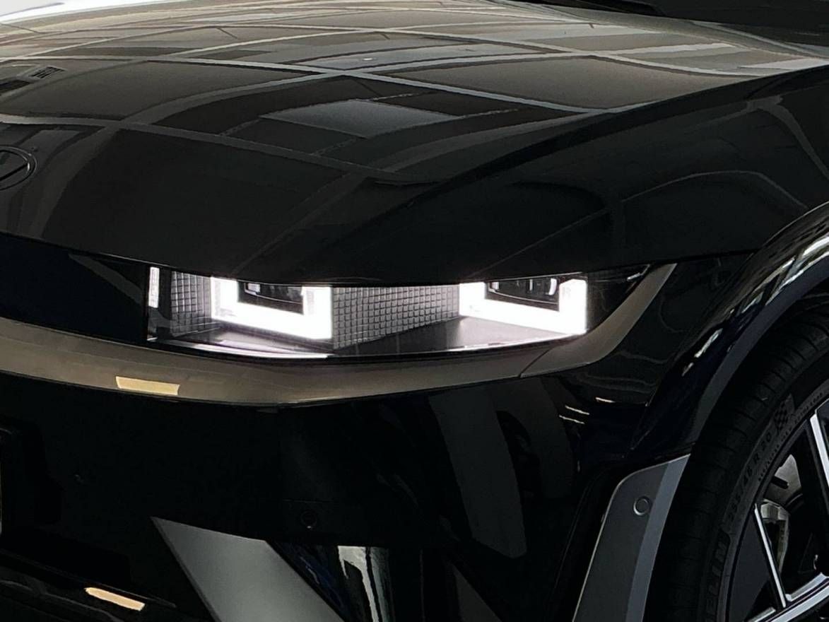 Fahrzeugabbildung Hyundai IONIQ 5 84 kWh Allrad (325 PS) N Line Park-Paket