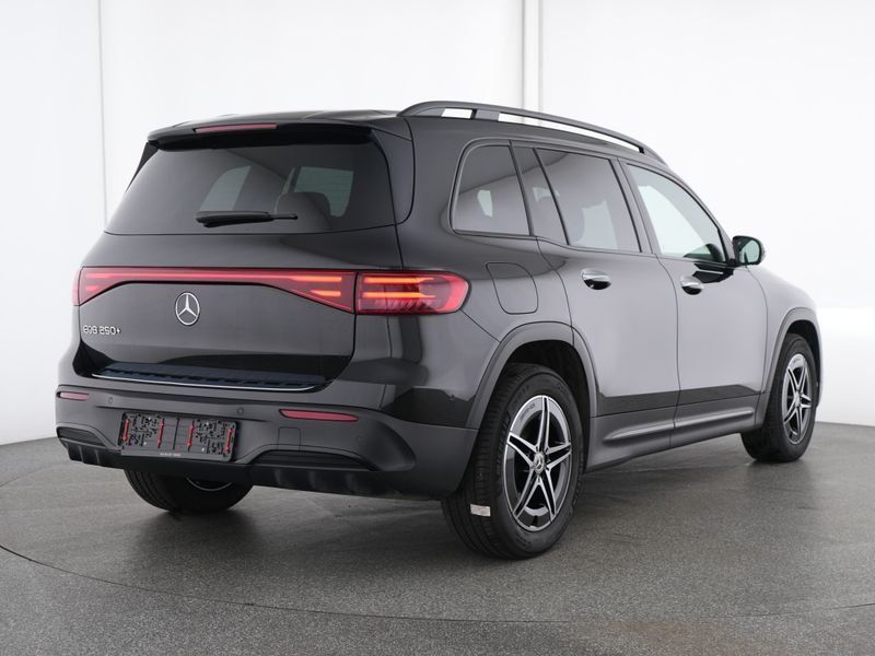 Fahrzeugabbildung Mercedes-Benz EQB 250+ AMG*FAP*360°KAM*HUD*BURMESTER*AMBIENTEB