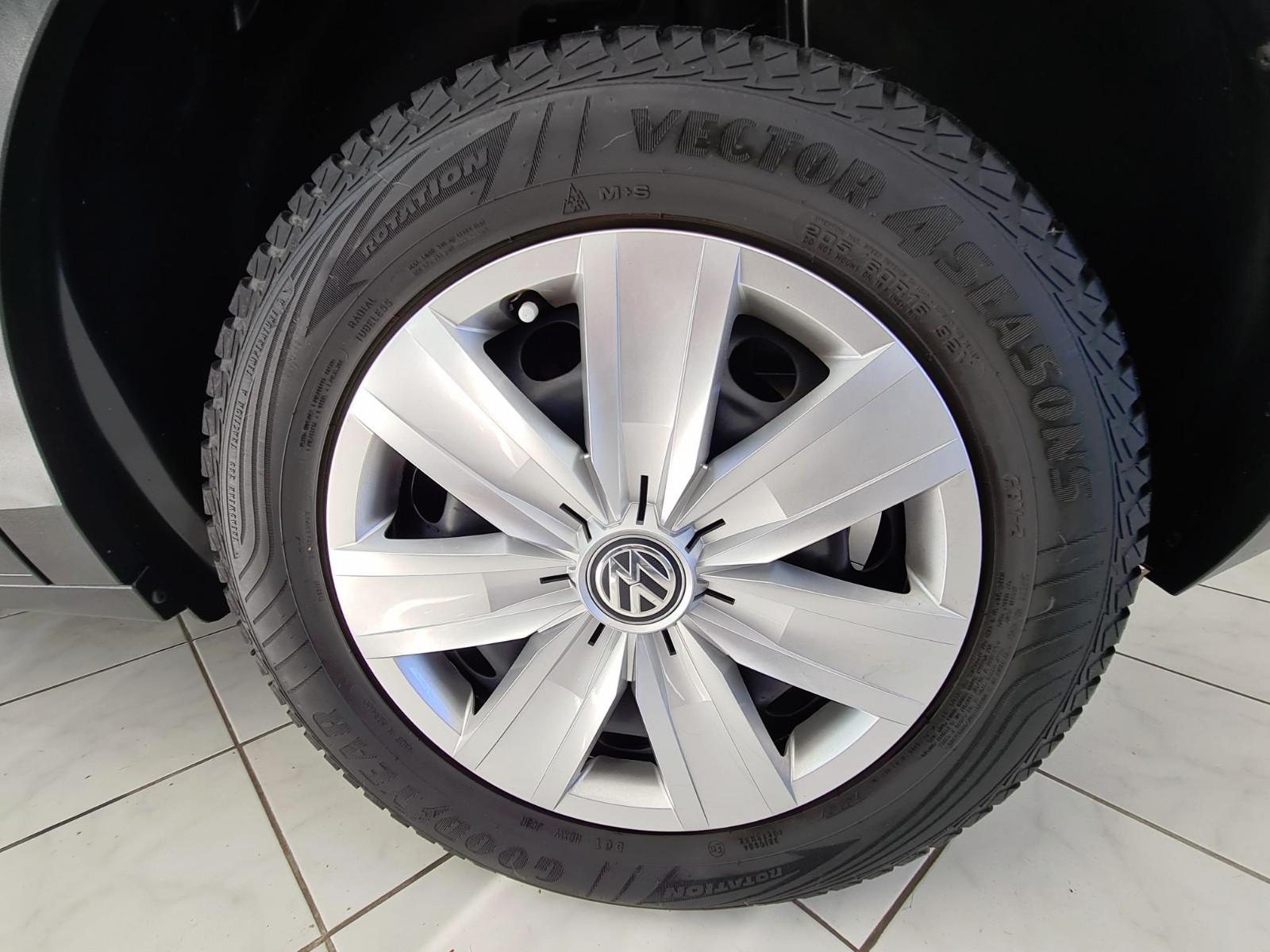 Volkswagen T-Roc 1.5 TSI ACT Sitzheizung PDC vo/hi