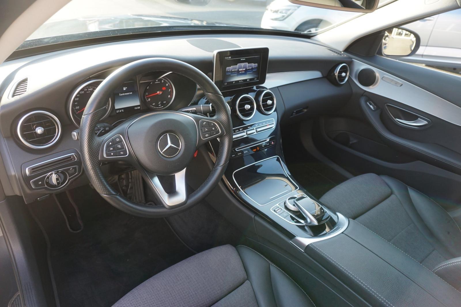 Mercedes-Benz C250 T Avantgarde LED Navi el. Heckklappe PDC