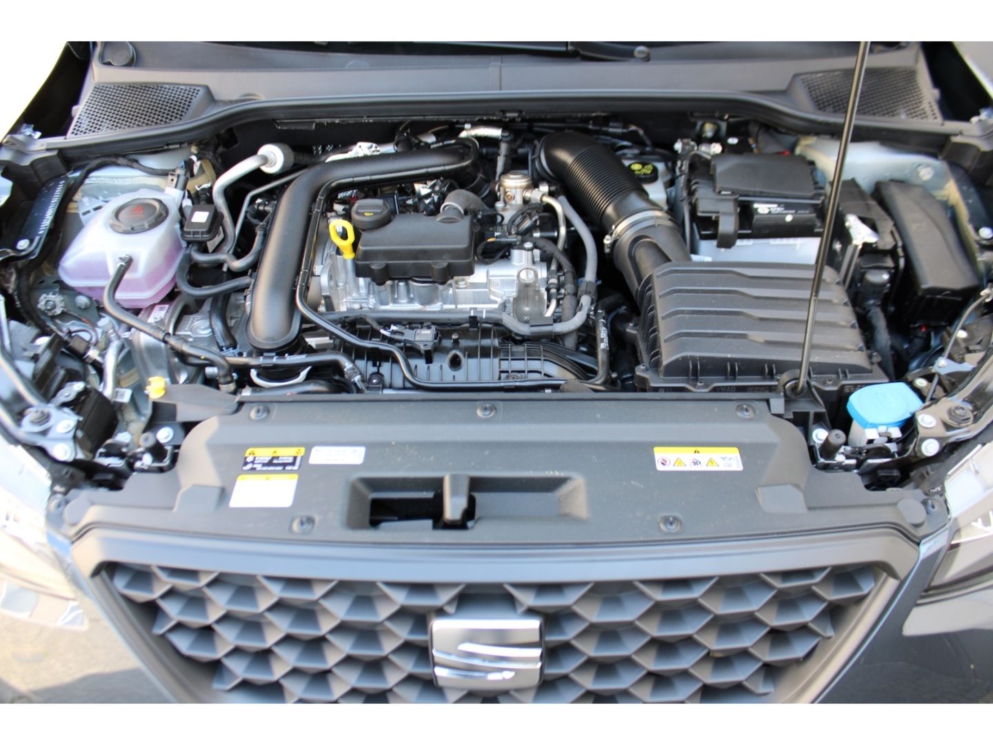 SEAT Arona 1.0 TSi Style LED GRA Full Link AHK PDC DA - Image 27